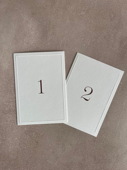 Numéros de table Aurora avec embossage